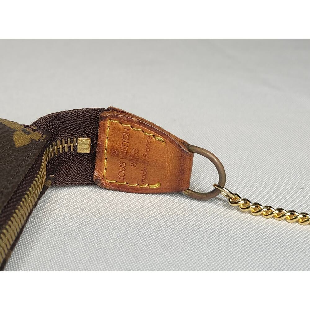Louis Vuitton Monogram Pochette Accessoires Vintage AR0938 Shoulder Bag LV - Picture 9 of 14